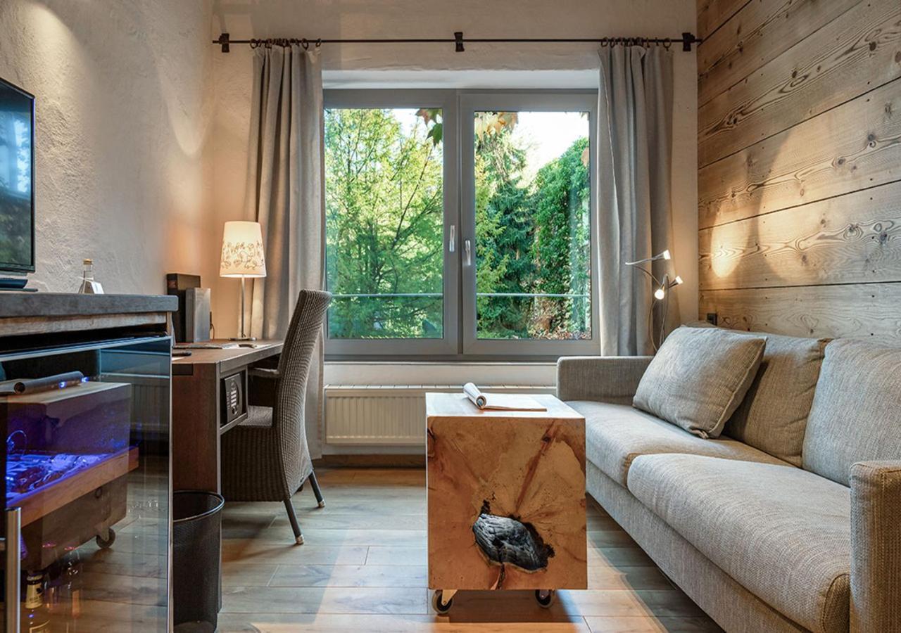 Hotel Land Gut Hoehne Mettmann Bagian luar foto