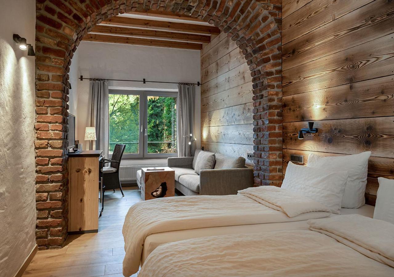 Hotel Land Gut Hoehne Mettmann Bagian luar foto