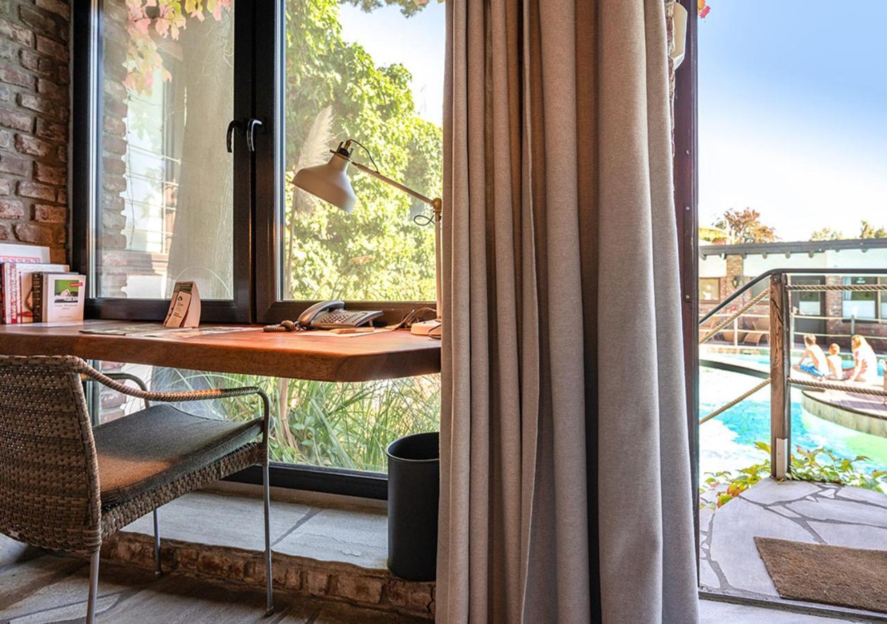 Hotel Land Gut Hoehne Mettmann Bagian luar foto